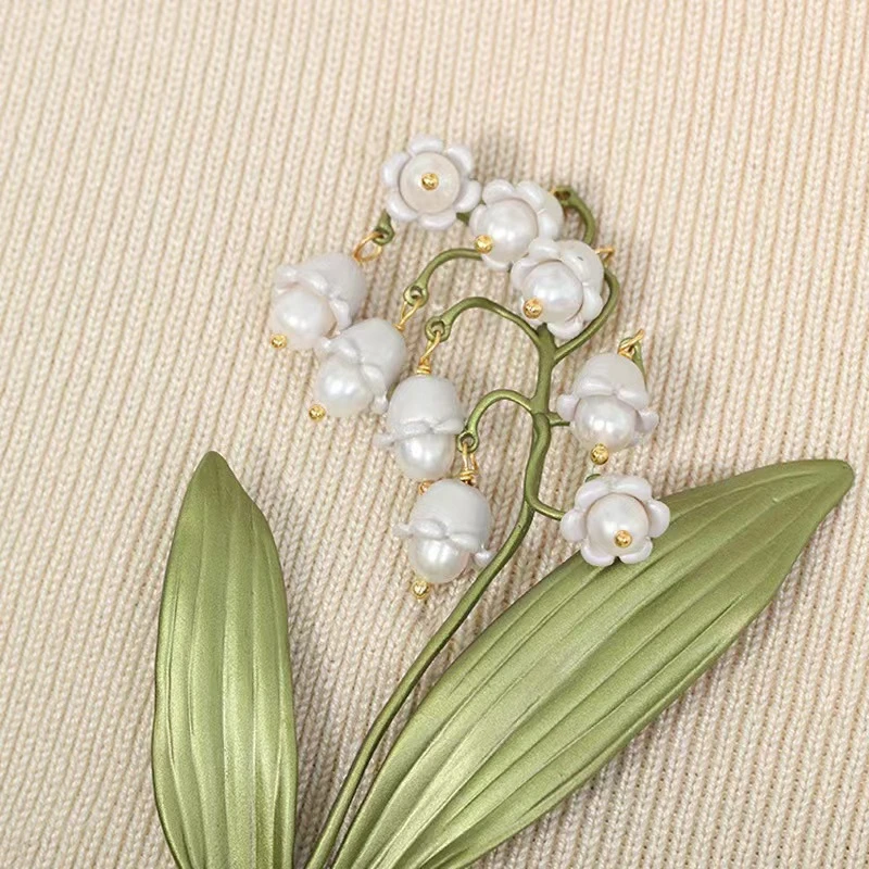 European And American Temperament Lily Brooch Female Valley Lily Green