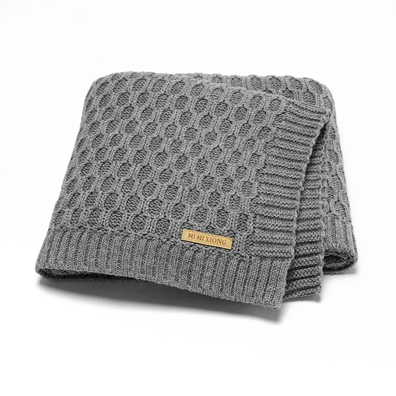 Solid Color Three-dimensional Lines Infant Hug Blanket