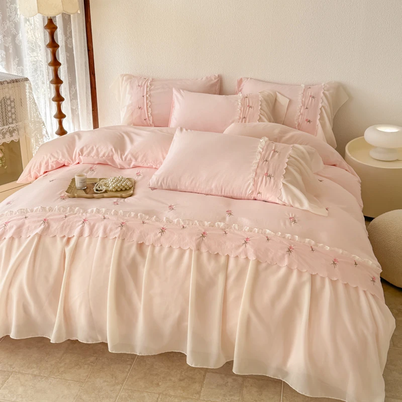 Washed Cotton Lace Embroidered Four-piece Set