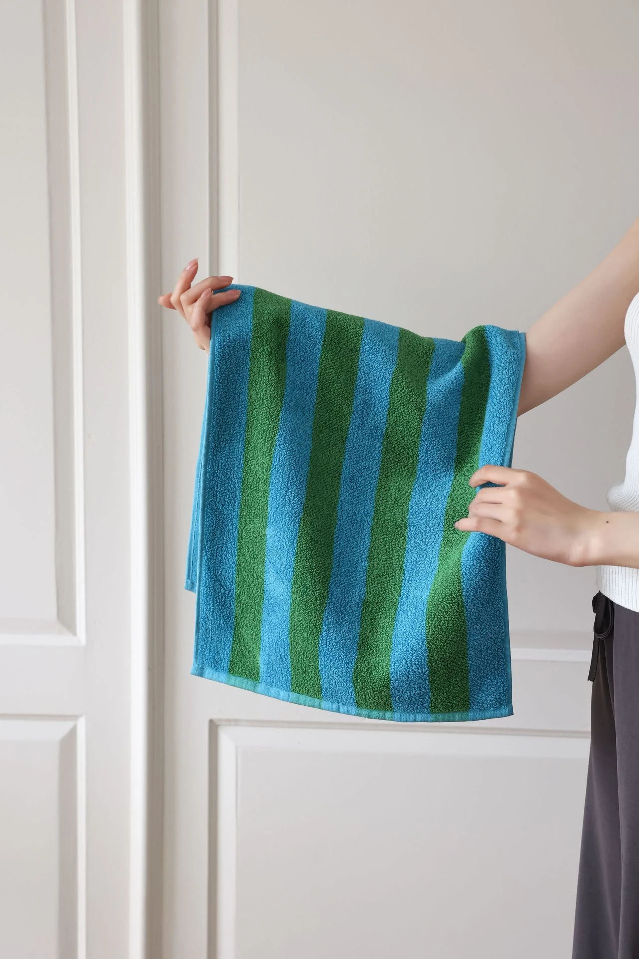 Mori Pinstripe Retro Style Cotton Towel